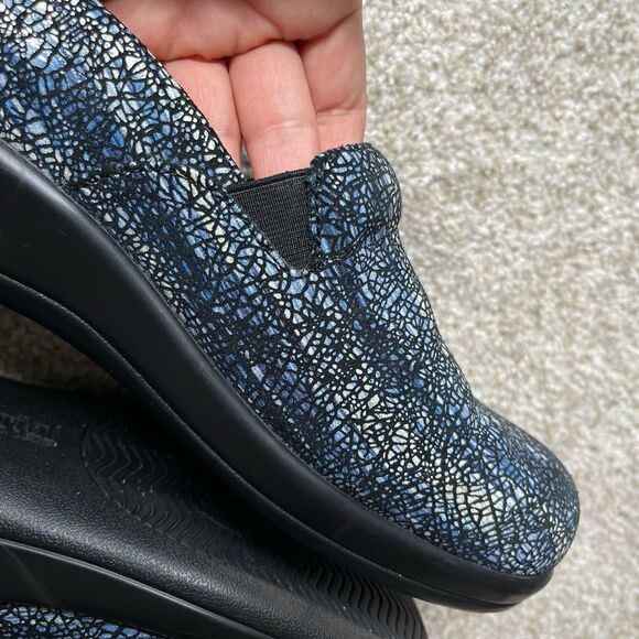 Allegria Keli Pro Crackle Pop Leather Mule Clogs 39/ 9 Blue Silver Comfort Shoes - Picture 7 of 11